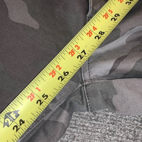 Democracy Jeans - Picture 7 of 7